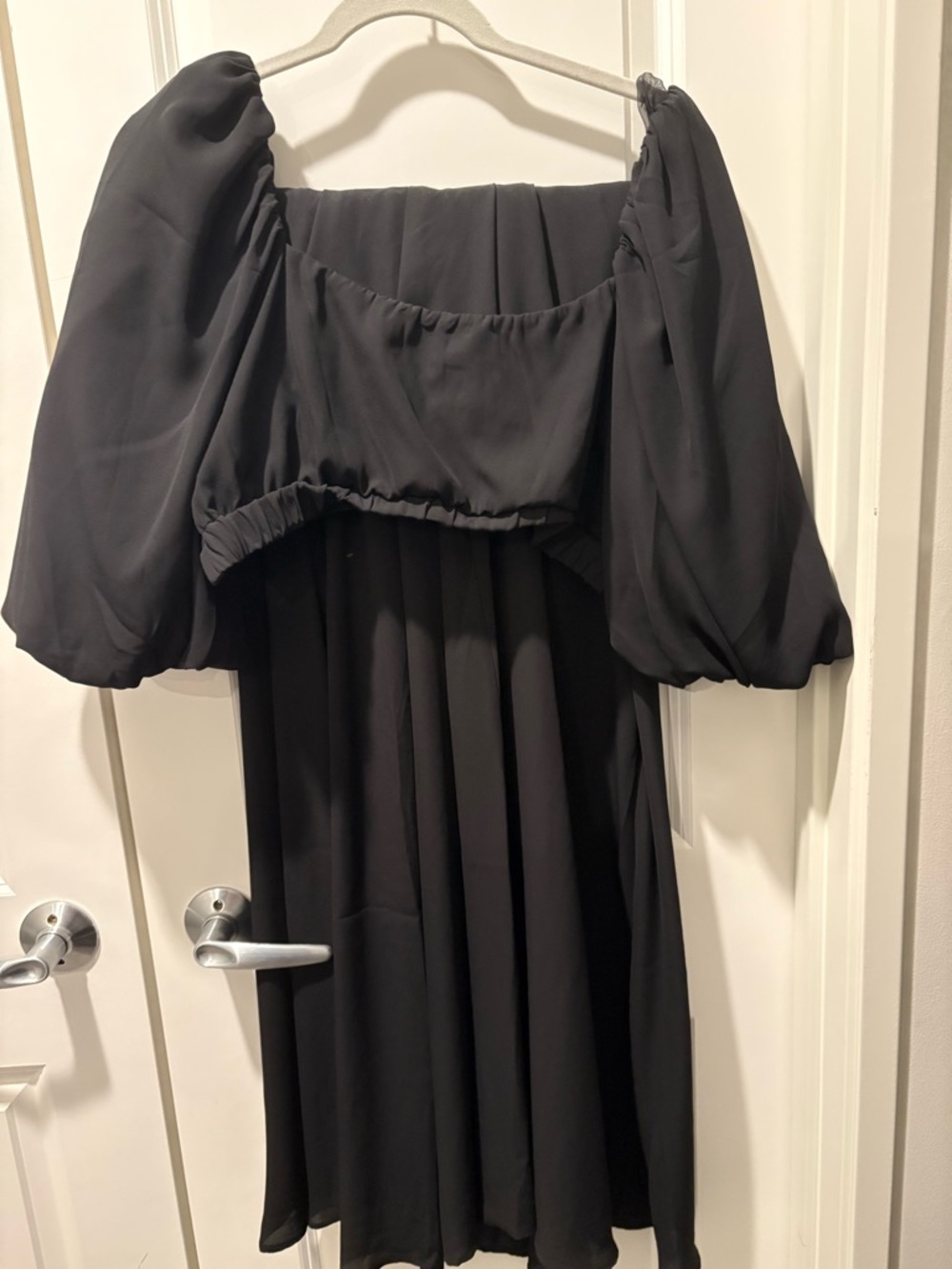 Elegant Black Two Piece Long Skirt with Statement Puff Sleeves Top